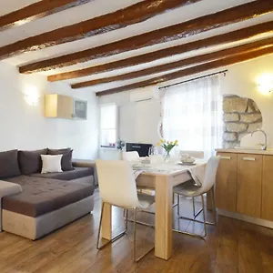 Eleni Apartment Rovinj