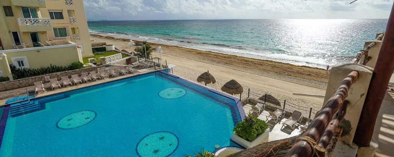 Cancun Plaza Sea View Apartment