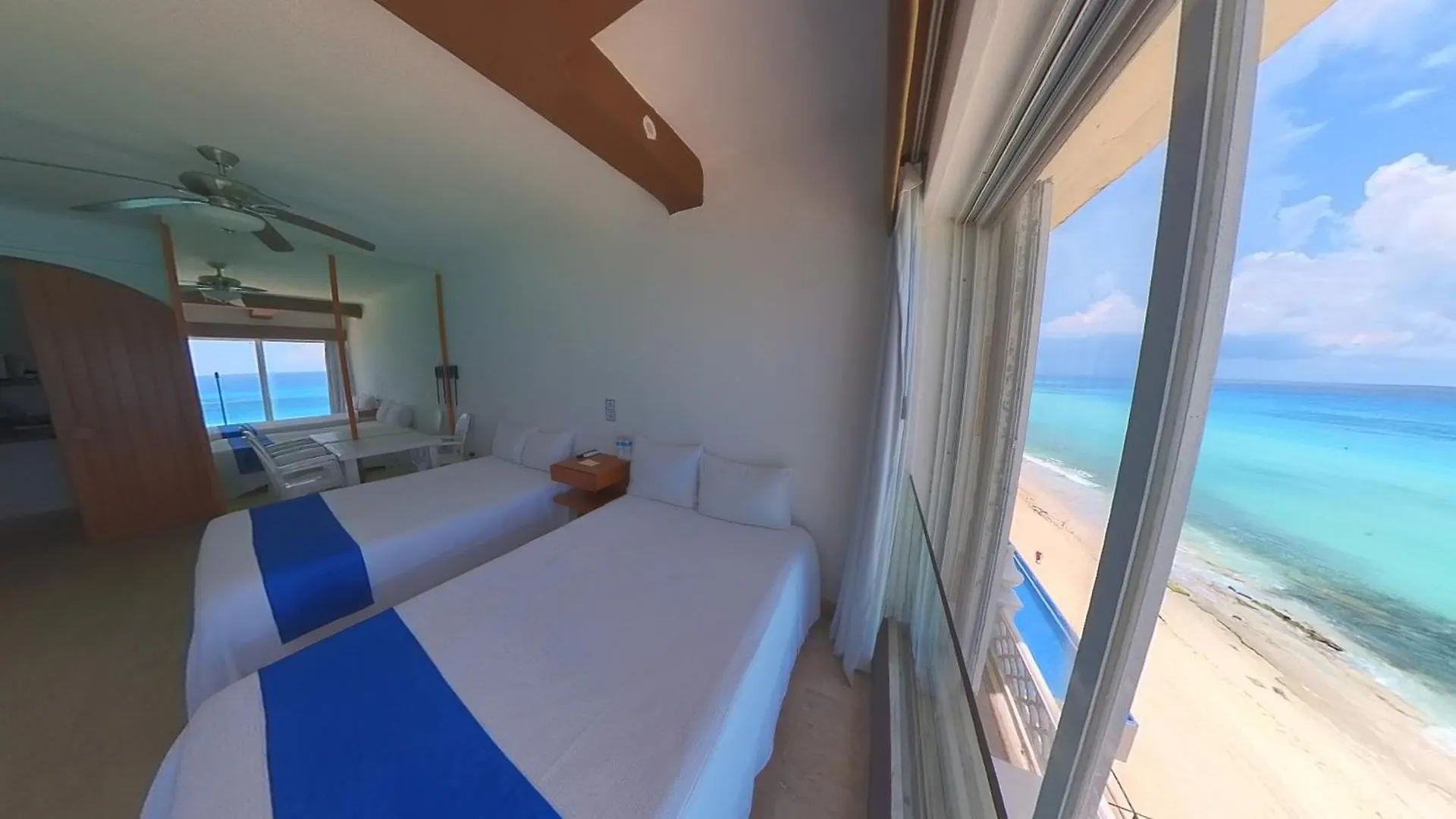 Cancun Plaza Sea View