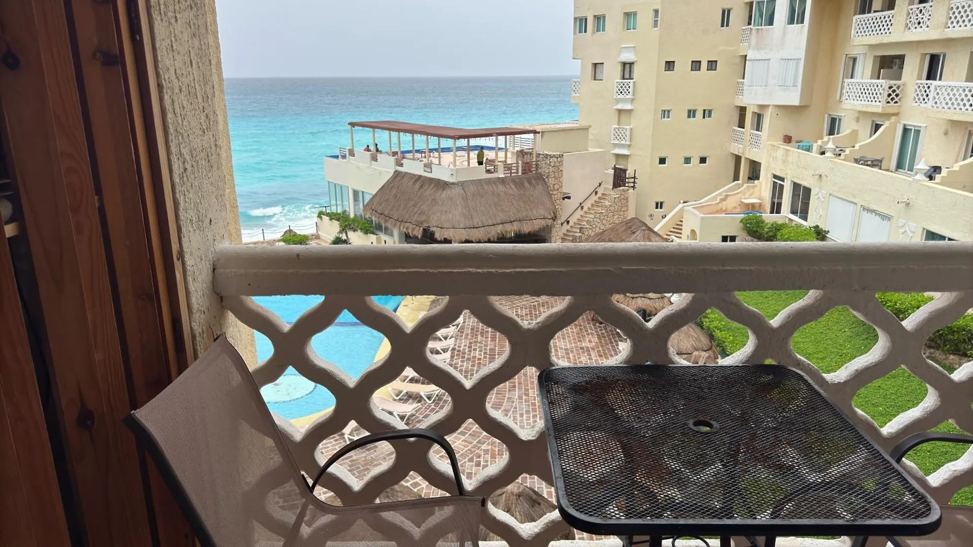 Cancun Plaza Sea View