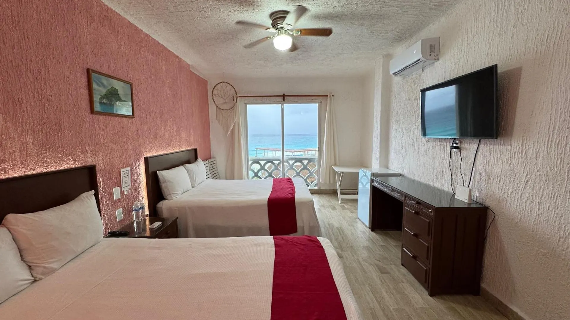 Cancun Plaza Sea View Apartment