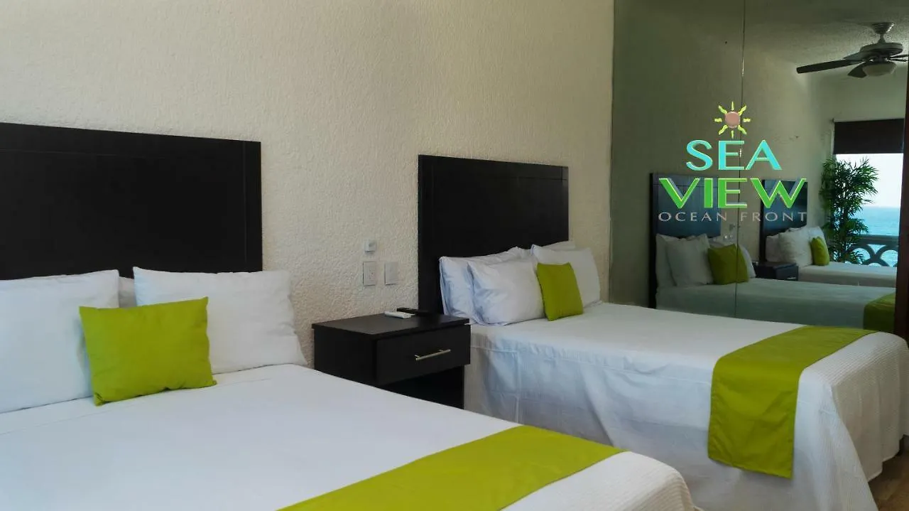 Cancun Plaza Sea View 0*,  Mexico